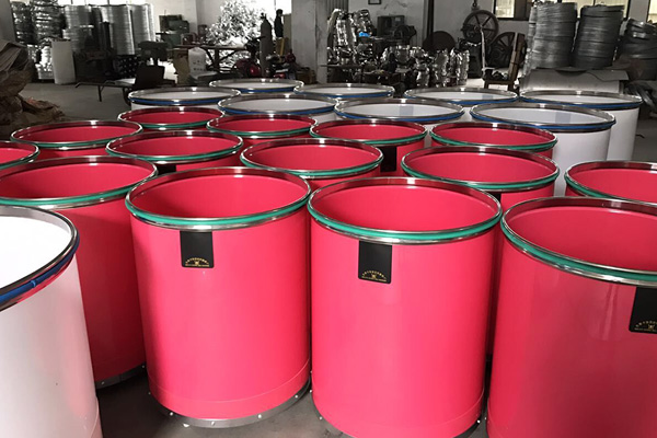 ?棉條筒相比紙質周轉箱擁有哪些優(yōu)缺點呢?